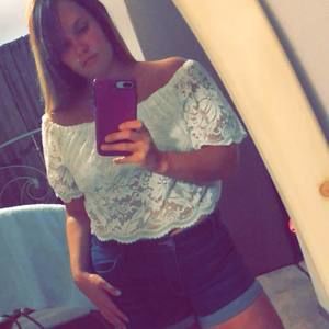 Meet your Posher, Caitlyn